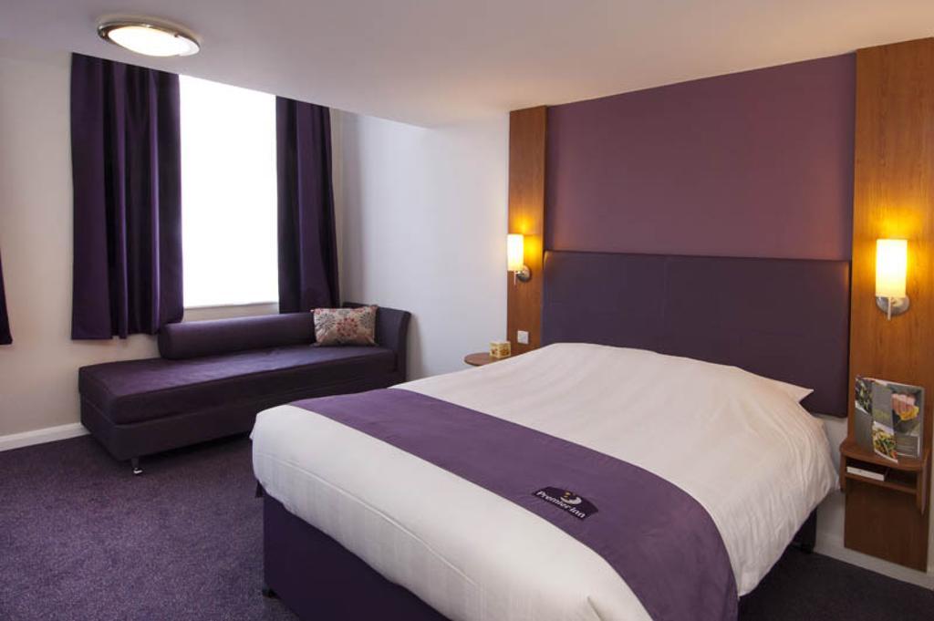 Premier Inn Glasgow City - Buchanan Galleries Стая снимка