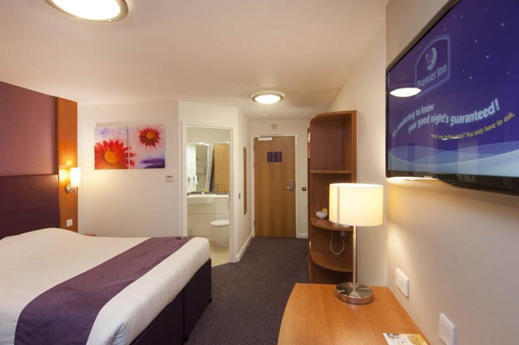 Premier Inn Glasgow City - Buchanan Galleries Стая снимка