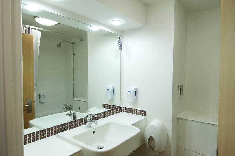 Premier Inn Glasgow City - Buchanan Galleries Екстериор снимка